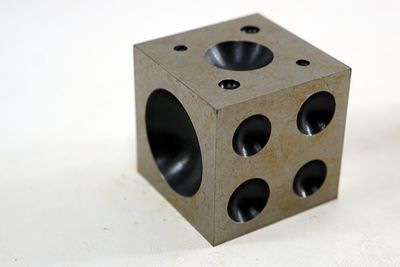 סדן לצורף מצב חדש. הזדמנות מעולה לצורפים, מעצבי תכשיטים וסטודנטים לצורפות. 
כלי עבודה איכותיים 