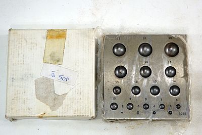 סדן לצורף מצב חדש. הזדמנות מעולה לצורפים, מעצבי תכשיטים וסטודנטים לצורפות. 
כלי עבודה איכותיים 