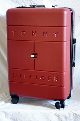 מזוודה טומי הילפינגר TOMMY HILFIGER גודל בינוני
