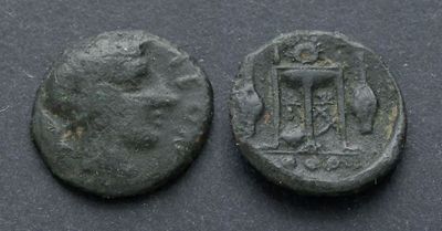Сицилия, Леонтины, 405-402 годы до Р.Х., трионкия. AЕ трионкия (тетрант), вес 1.56 гр., диаметр 
