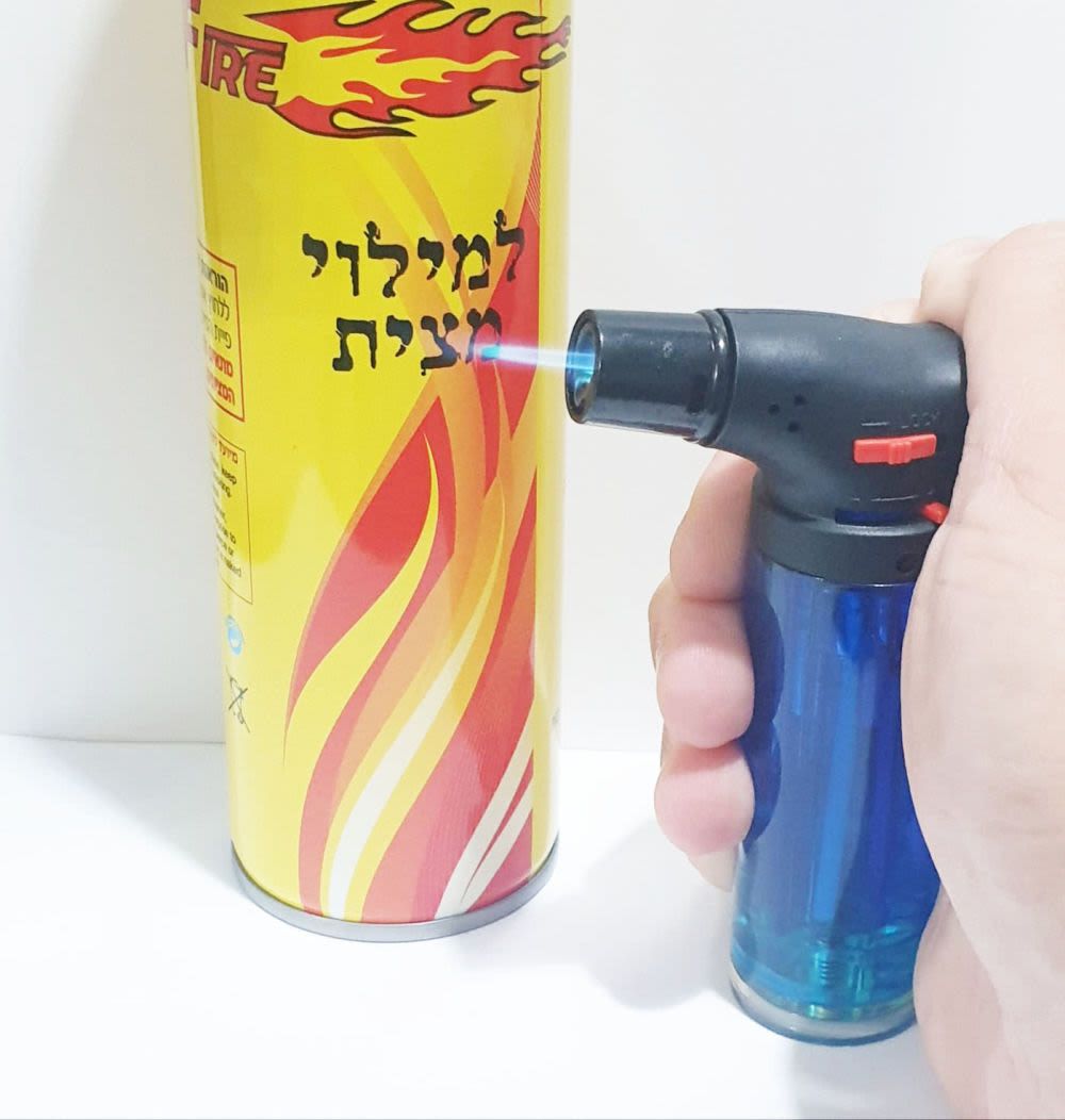 Burner for delicate soldering including a 300 ml gas tank for refilling (blue). Burner comes 