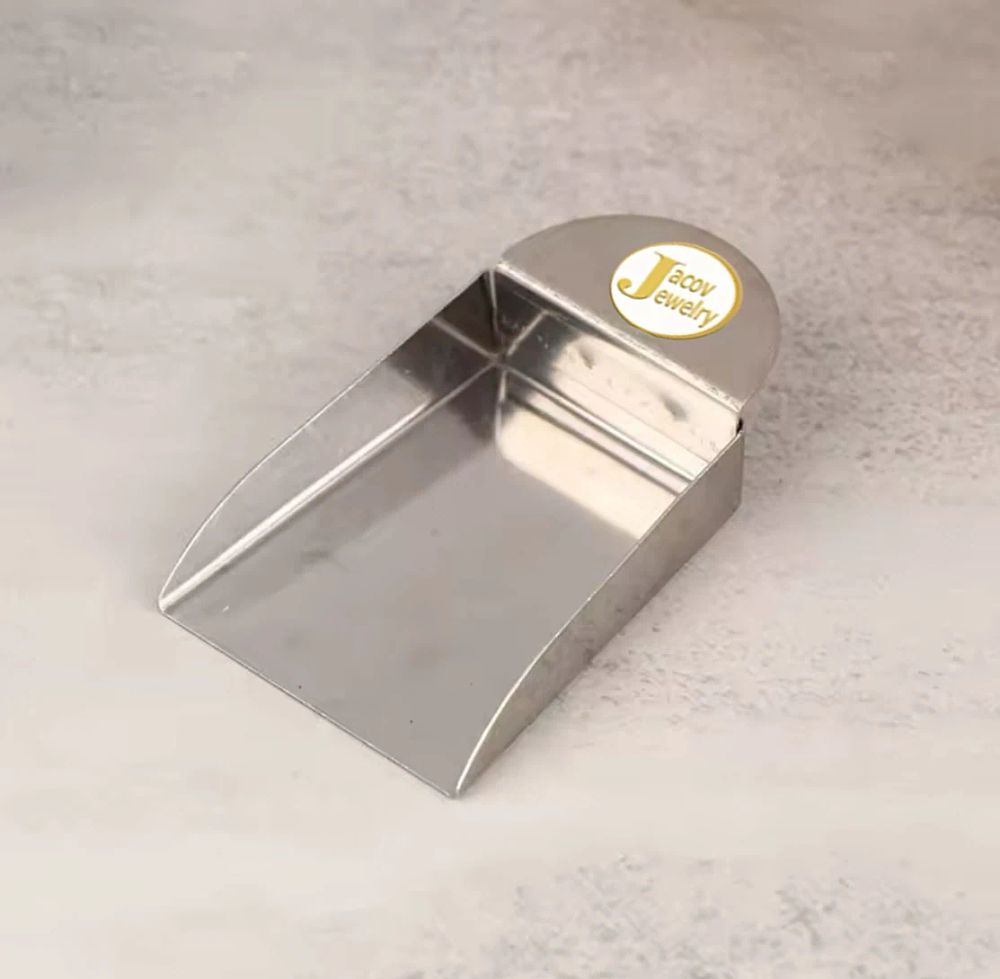 A spoon for lifting grains of silver or gold, stones, diamonds, new.... *A spoon for lifting a 