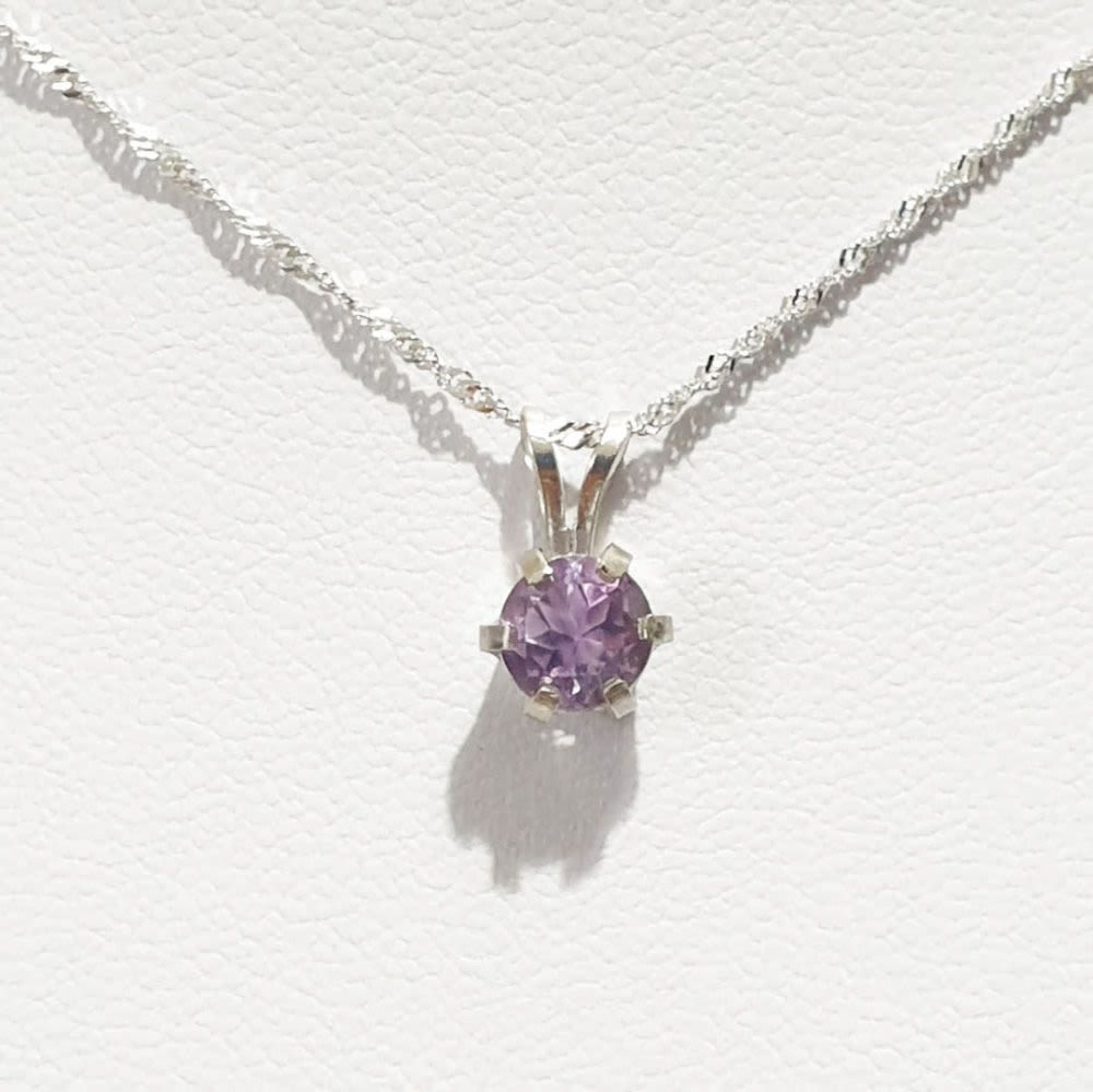 14K white gold necklace and pendant set with natural amethyst stone.... Necklace and pendant 