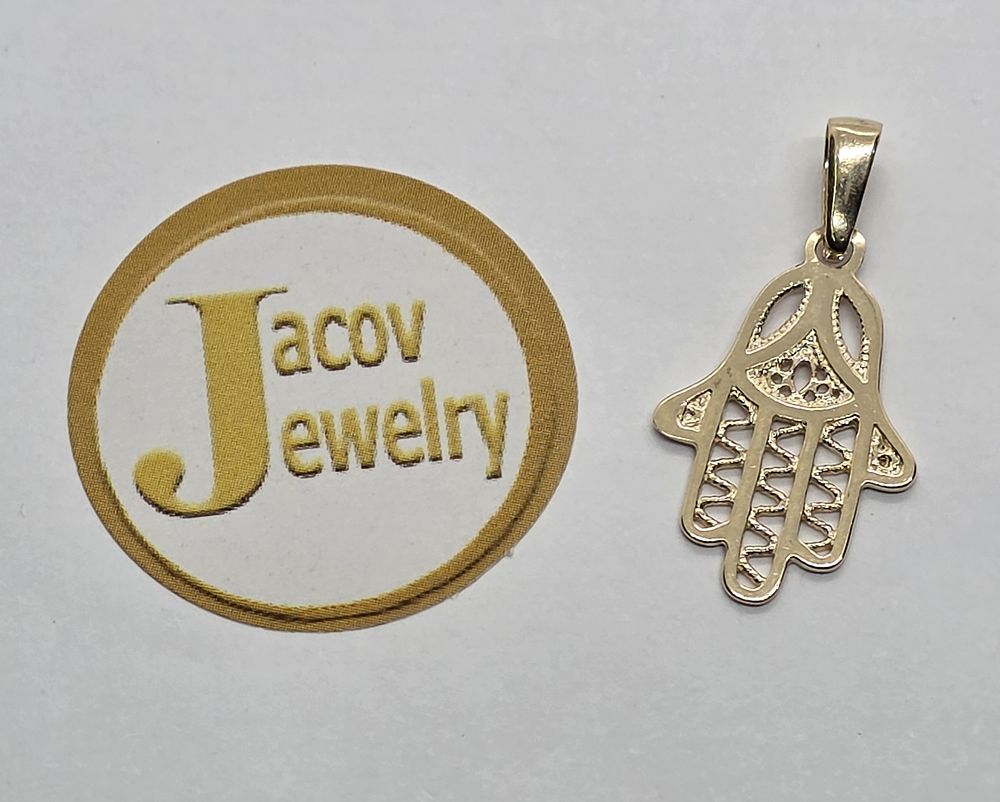 Hamsa Filigree Pendant in 14K Yellow Gold New.... 
*Suitable as a pendant for a necklace or as 