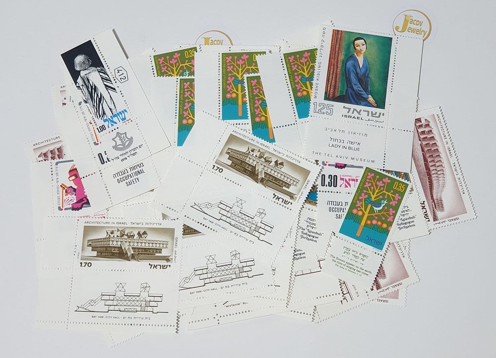 Lot of 100 new stamps without any use still with glue.... Land of Israel 
Years: Various 
The 