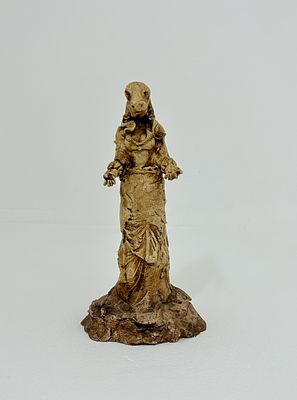 אסי משולם. אשת לוט, פסל עשוי בטכניקת דס, גובה: 12 ס"מ.בימים אלו מוצגת תערוכת יחיד מקיפה במוזיאון 