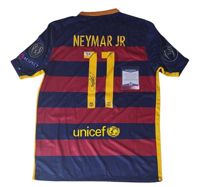 Neymar Jr. – חתום בידו ומאושר על ידי Beckett Authentication Services (BAS).
חולצת כדורגל רשמית 