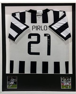Andrea Pirlo – חתום בידו ומאושר על ידי Beckett Authentication Services (BAS).
חולצת כדורגל 