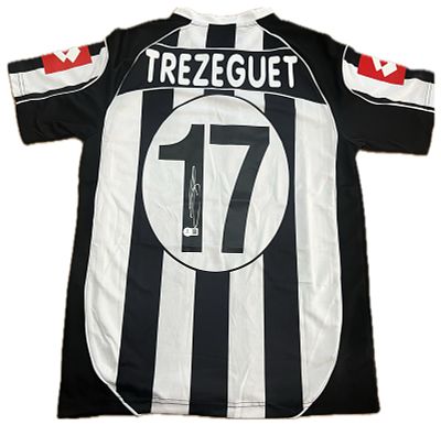 חולצה מקורית! במצב חדש. של דויד טרזגה / David Trezeguet – חתומה בידו ומאושרת באימות רשמי של 