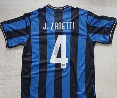 חאבייר זאנטי / Javier Zanetti – חולצת אינטר מילאנו, דגם גמר ליגת האלופות 2010, עם הדפס מיוחד 