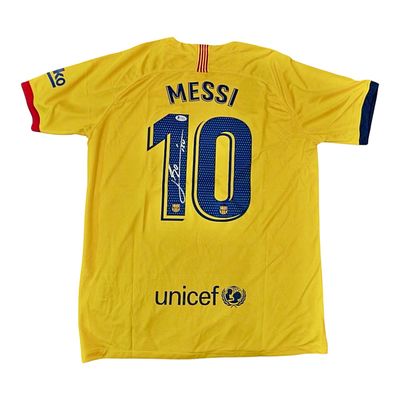 ליאו מסי (Lionel Messi) – חולצת ברצלונה, חתומה. חתומה ביד השחקן, חולצת ברצלונה מקורית! דגם החוץ 