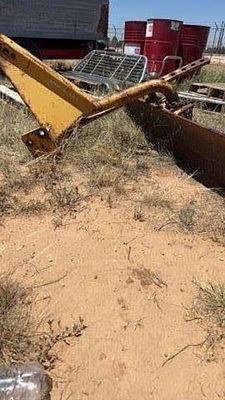 3 Pt Angle Blade- Yellow. Located In Lubbock, Tx