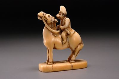 Netsuke / Нэцкэ Обезьяна на лошади. Япония, Киото, конец XVIII первая половина XIX века, Эдо 