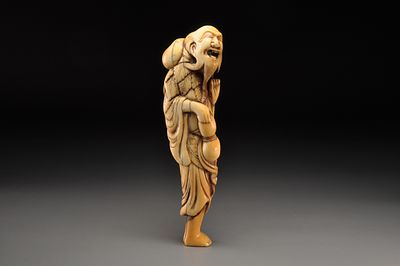 Netsuke/ Нэцкэ Тобосаку сэннин. Япония, XIX век, период Эдо 
Слоновая кость; резьба 
Высота: 101 