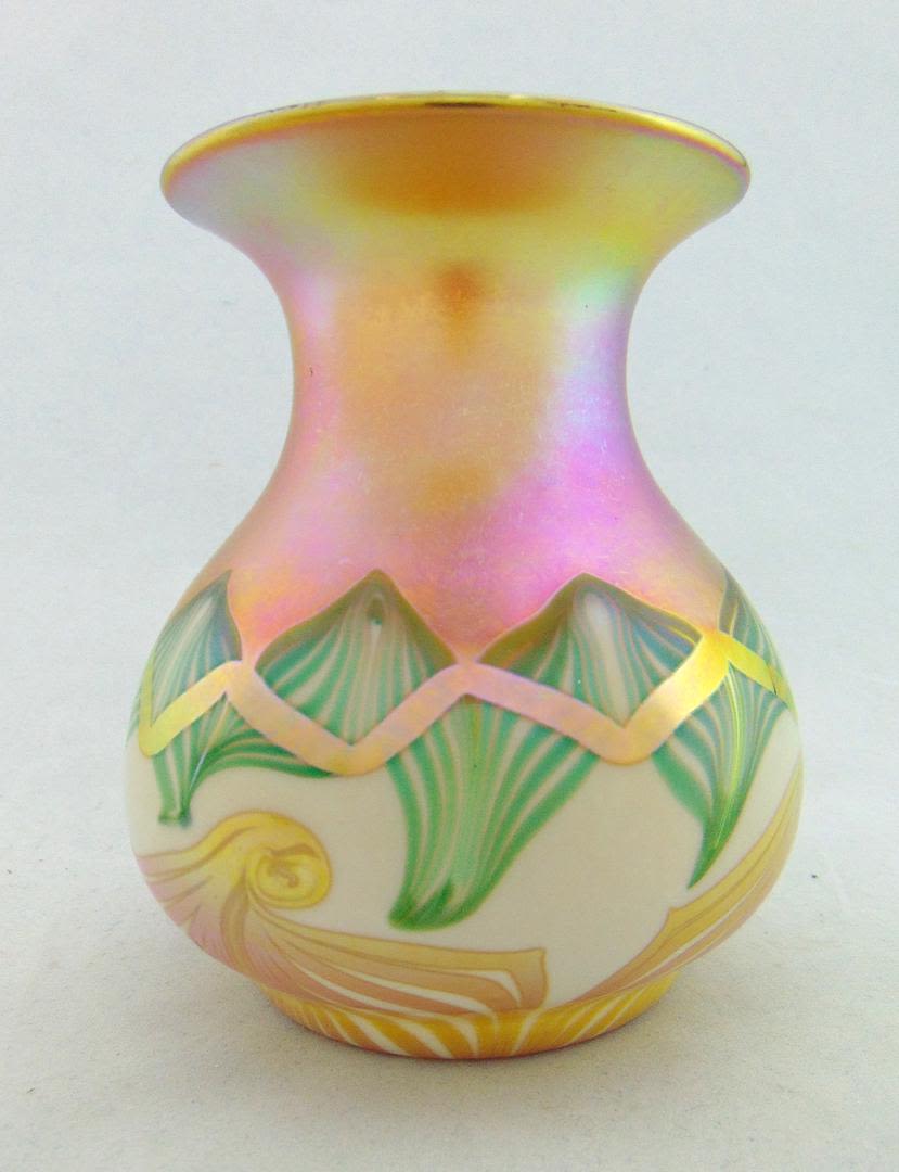 Lot 375: Quezal art glass vase