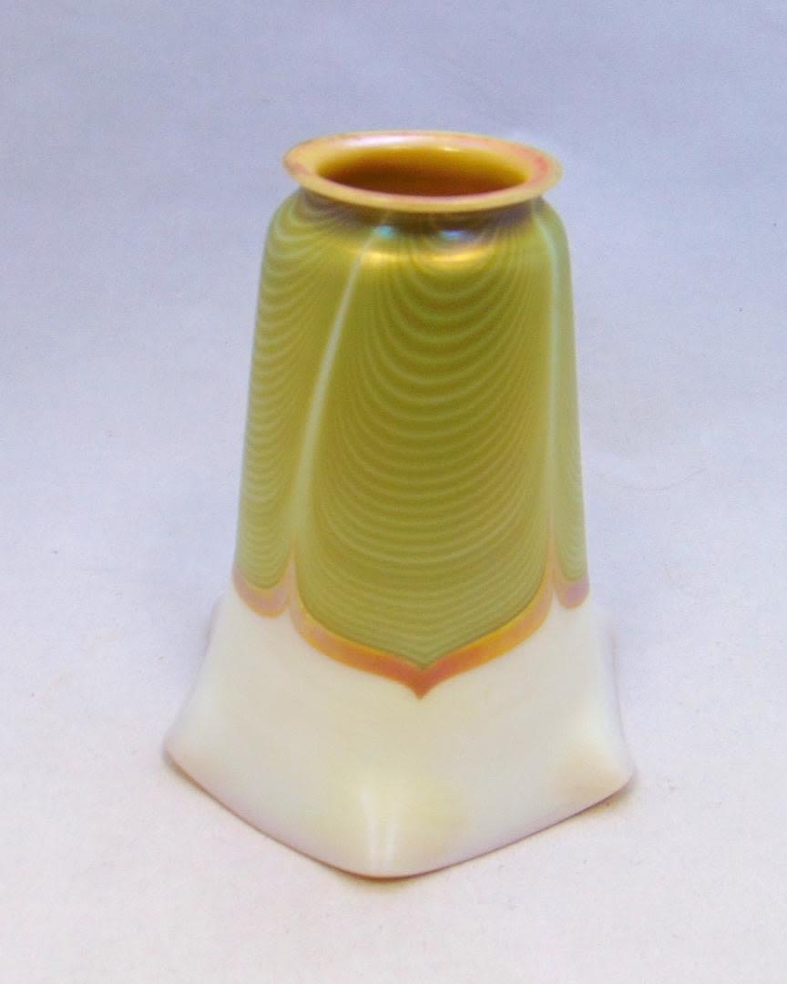 Lot 393: Iridescent vintage Art glass shade