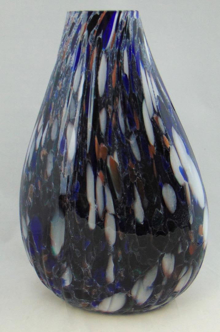 Lot 398: Large contemporary glass vase
