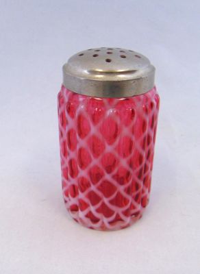 Cranberry opalescent sugar shaker. Ribbed Opal Lattice sugar shaker attributed to Northwood, 4