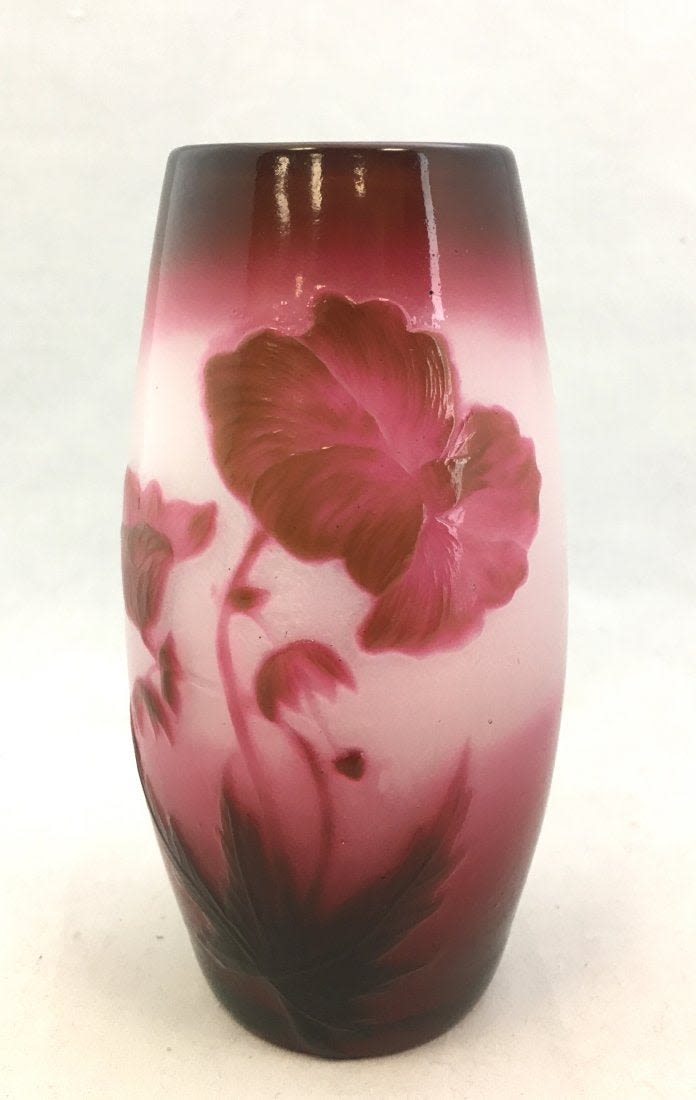 Lot 194: Galle fire polished cameo tumbler