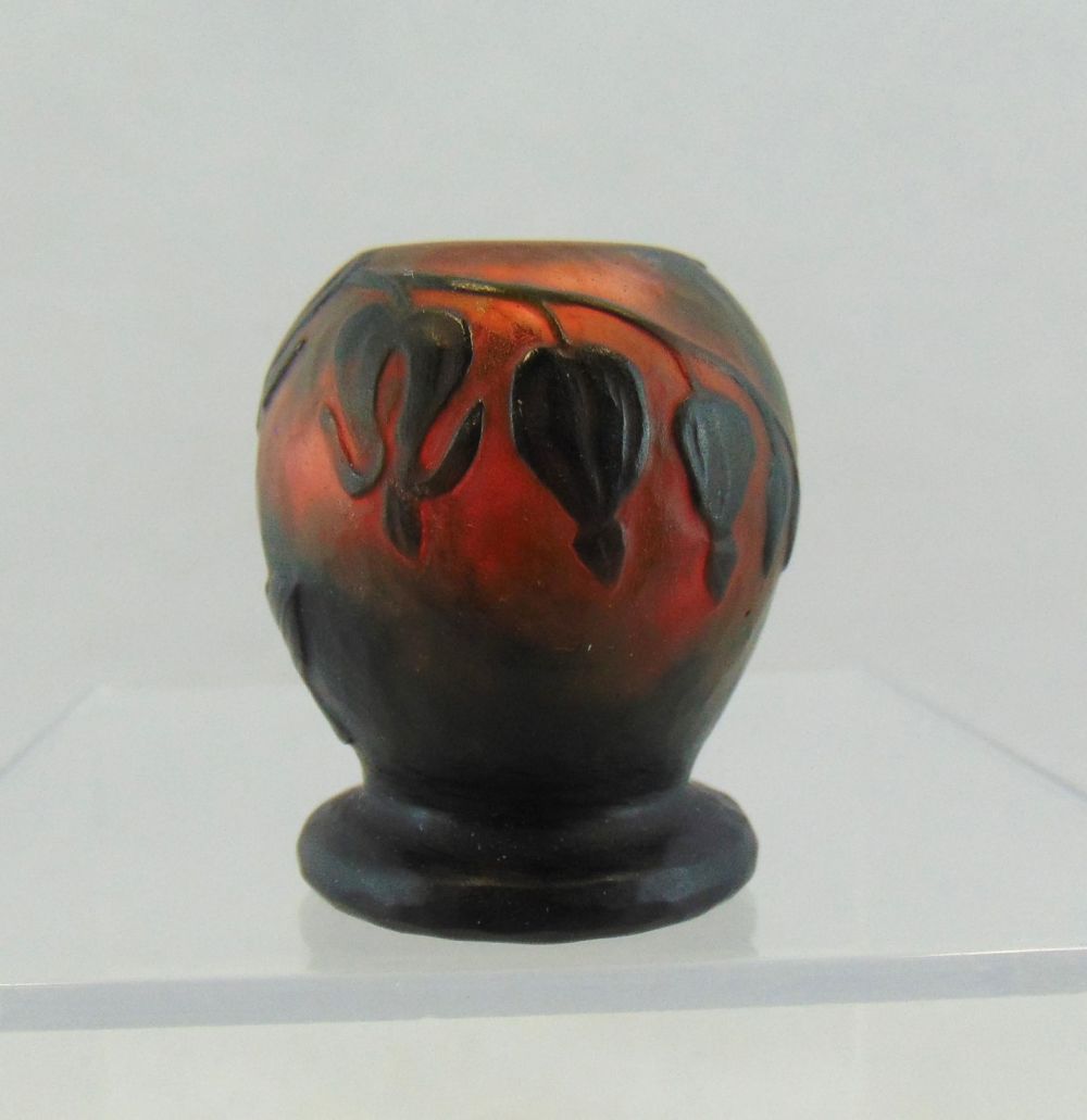 Lot 221: Daum Nancy diminutive glass vase