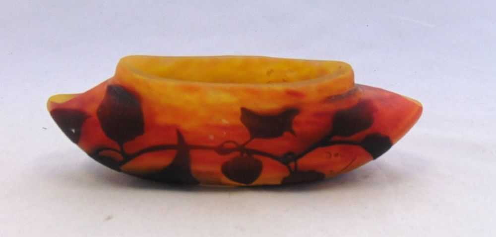 Lot 236: Daum Nancy French cameo canoe