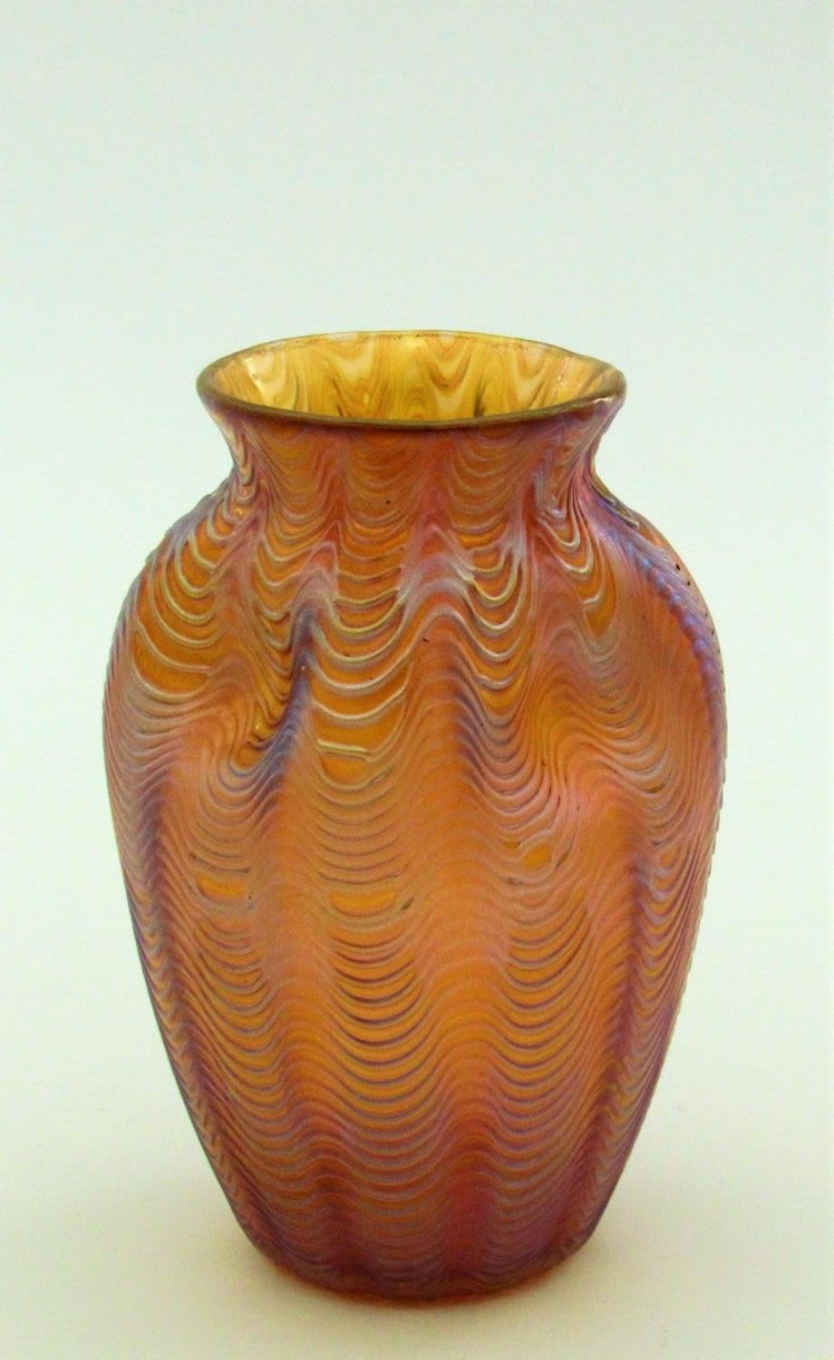 Lot 313: Loetz Aeolus pink glass vase