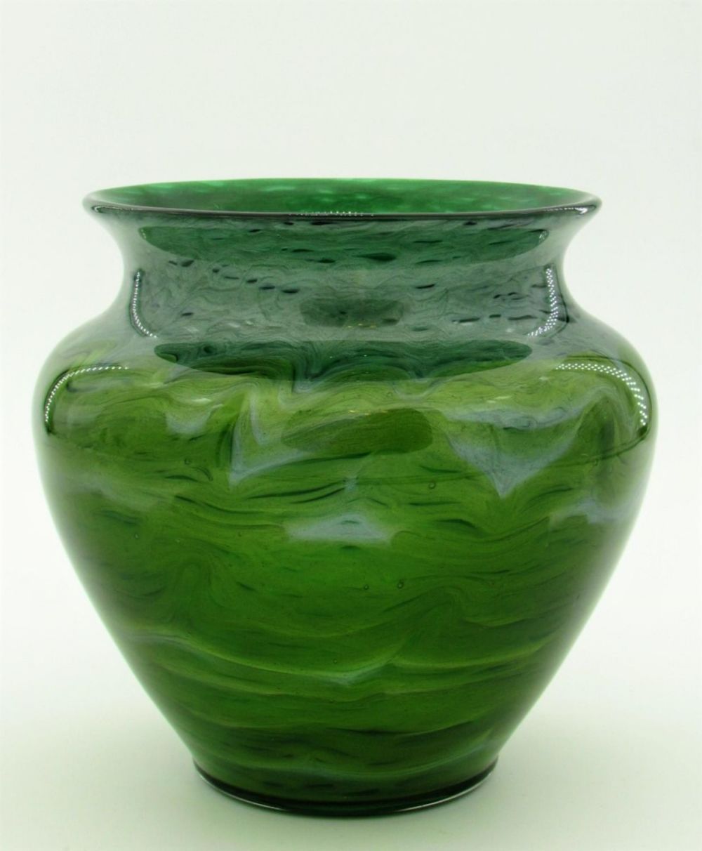 Lot 316: Loetz Titania glass vase