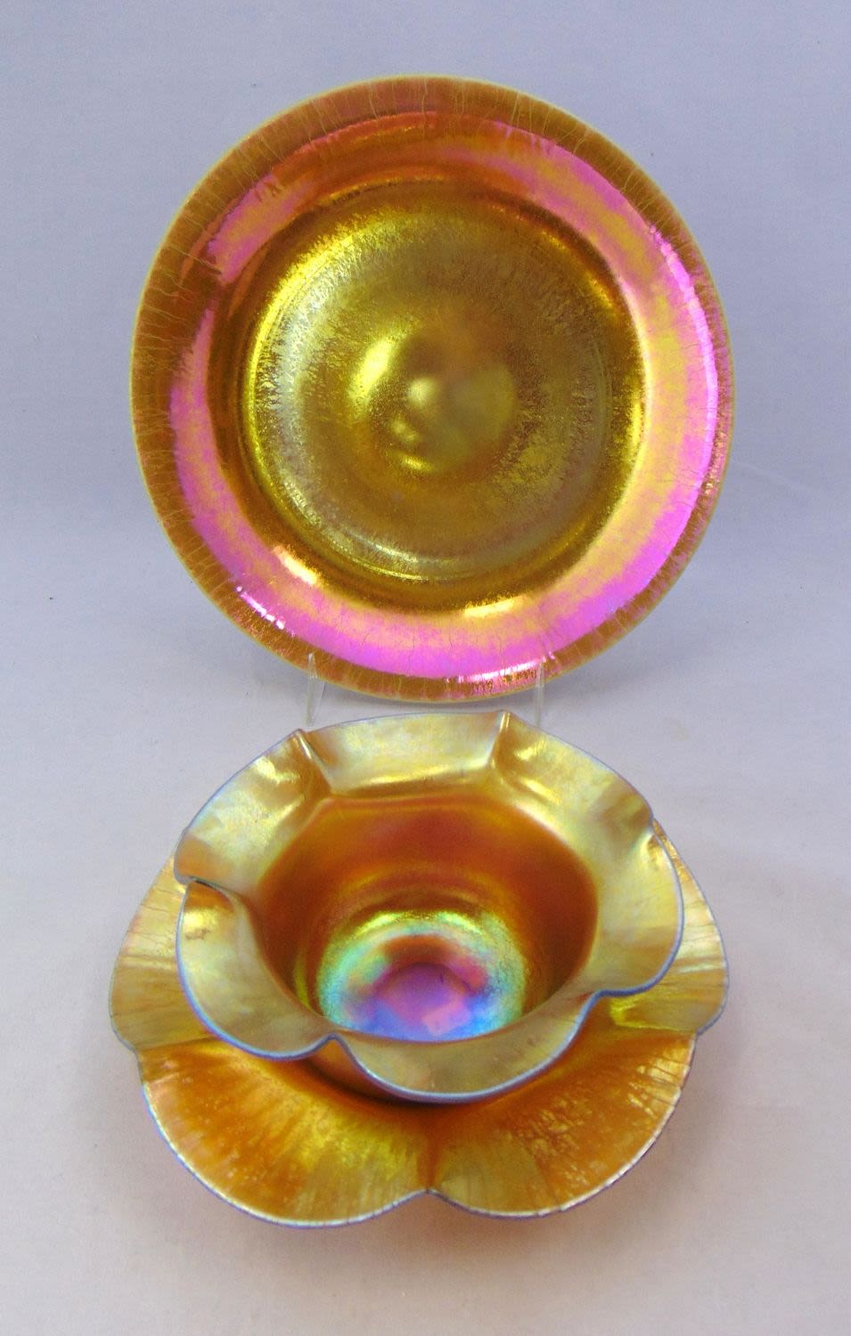 Lot 352: Two Steuben Art Glass dishes