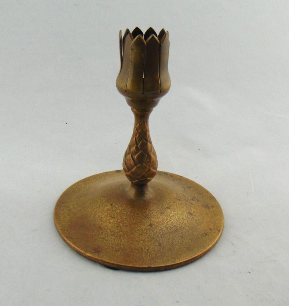 Lot 368: Tiffany artichoke bronze base
