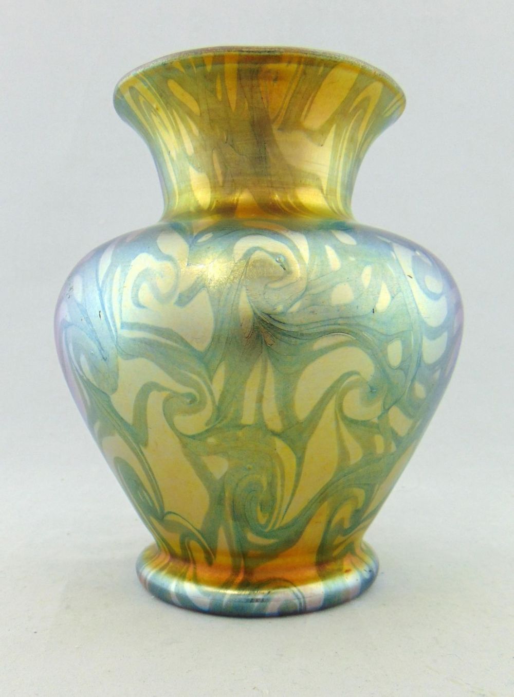 Lot 383: Durand Coil design glass vase