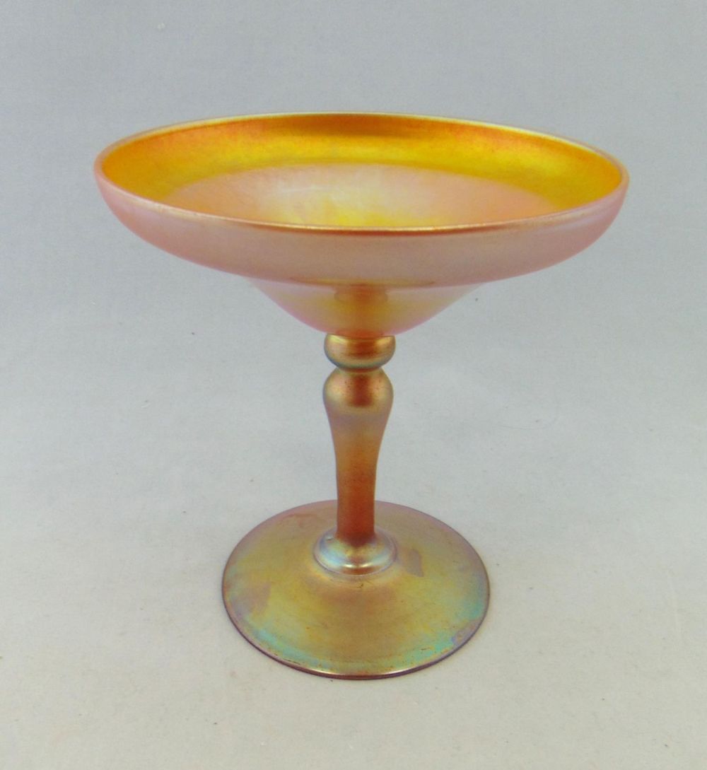 Lot 387: Durand iridescent Gold glass compote