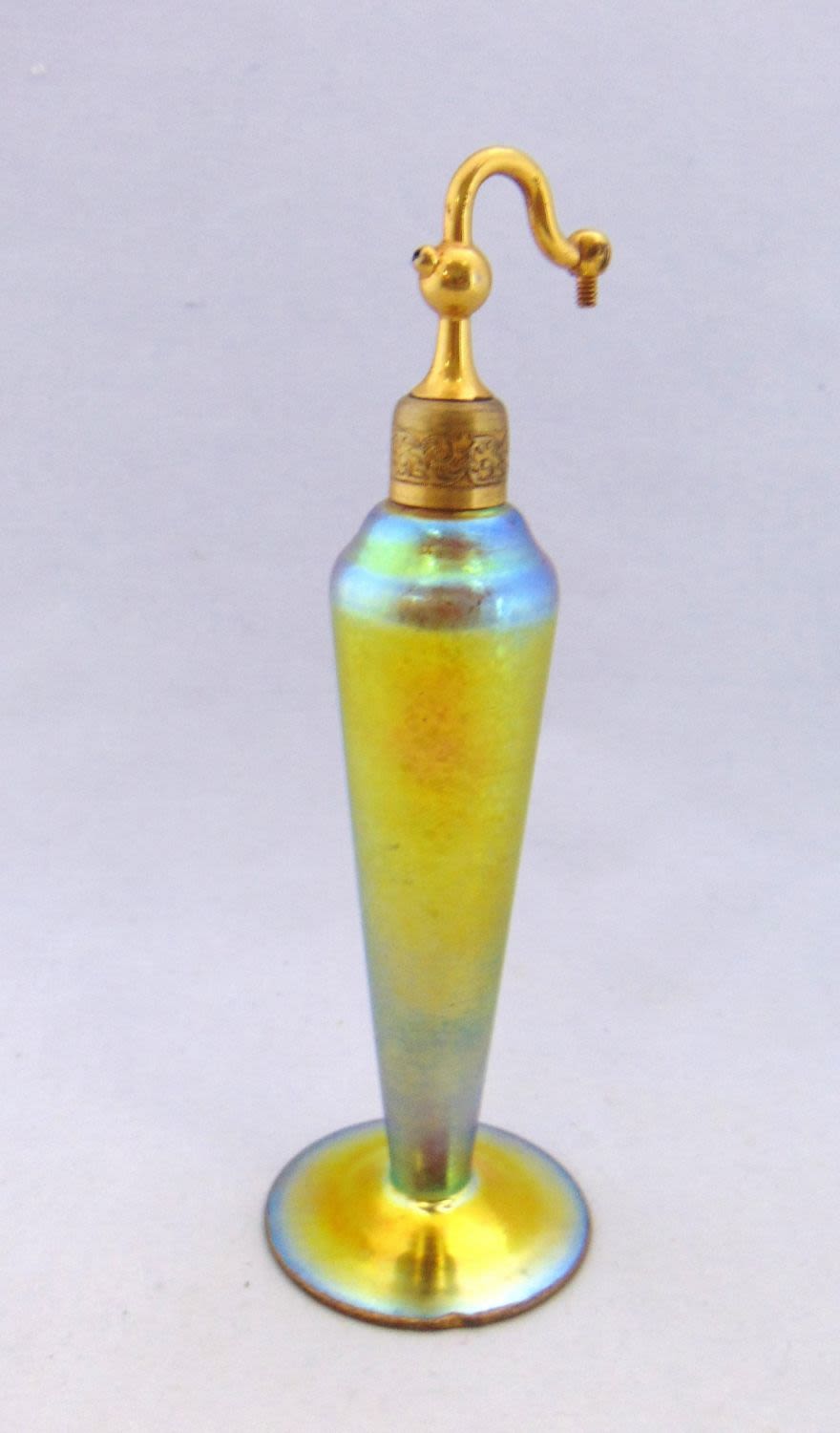 Lot 159: Steuben Gold Aurene atomizer