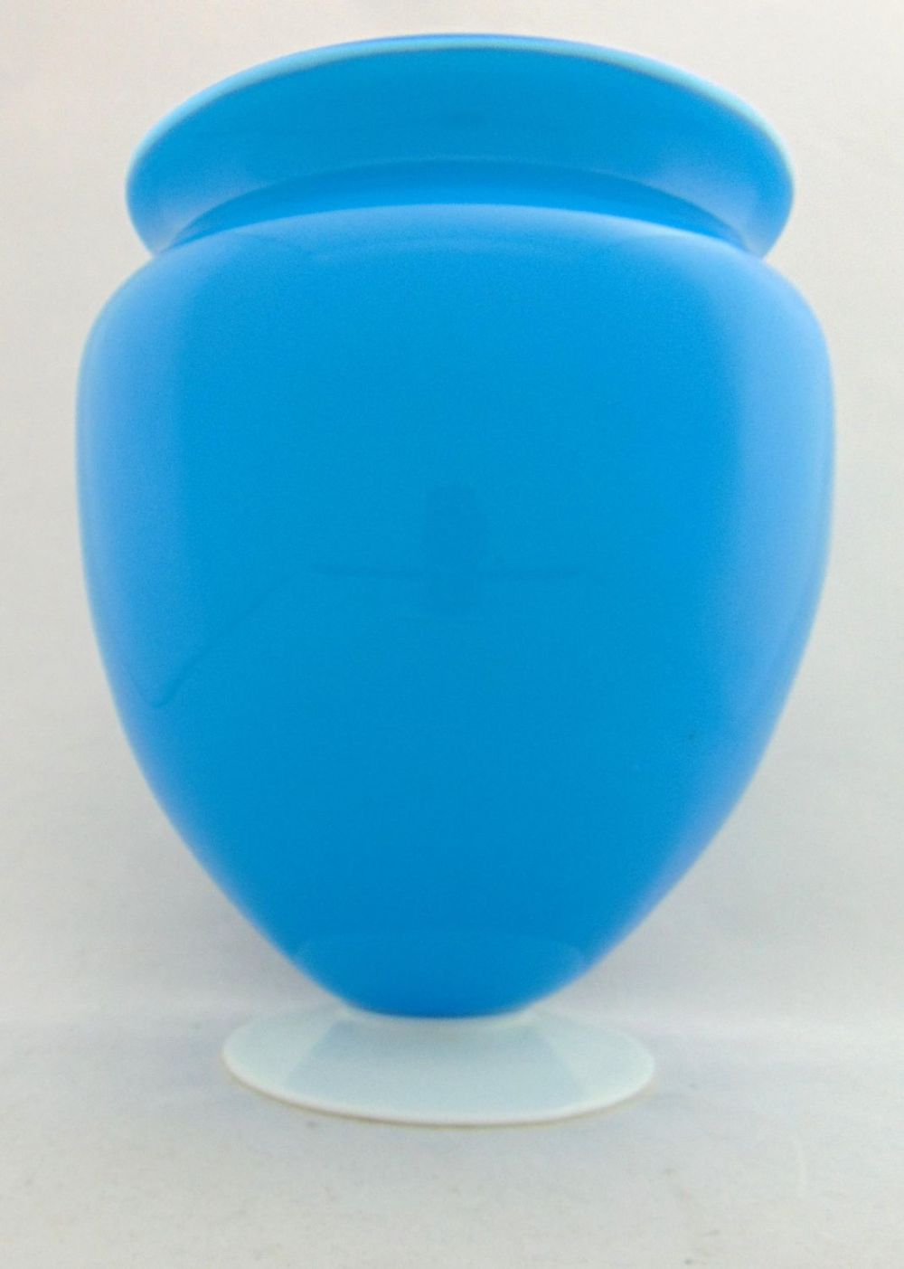 Lot 160: Steuben light blue Jade glass vase
