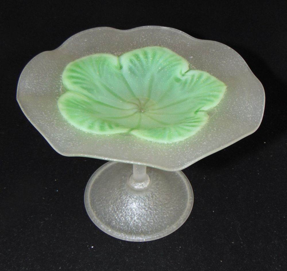 Lot 175: Steuben Florentia glass compote