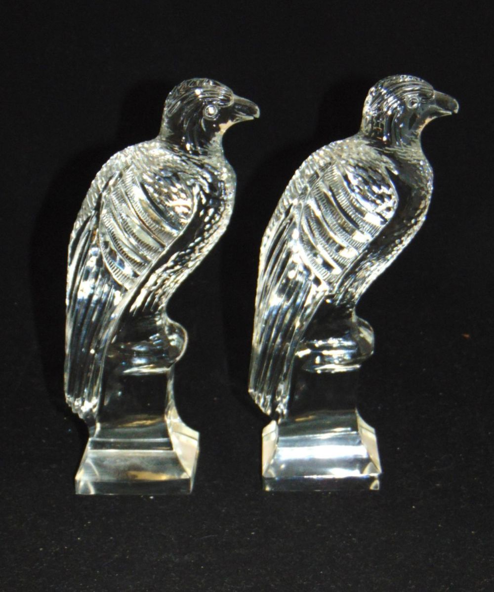 Lot 198: Pair of Steuben clear figural birds
