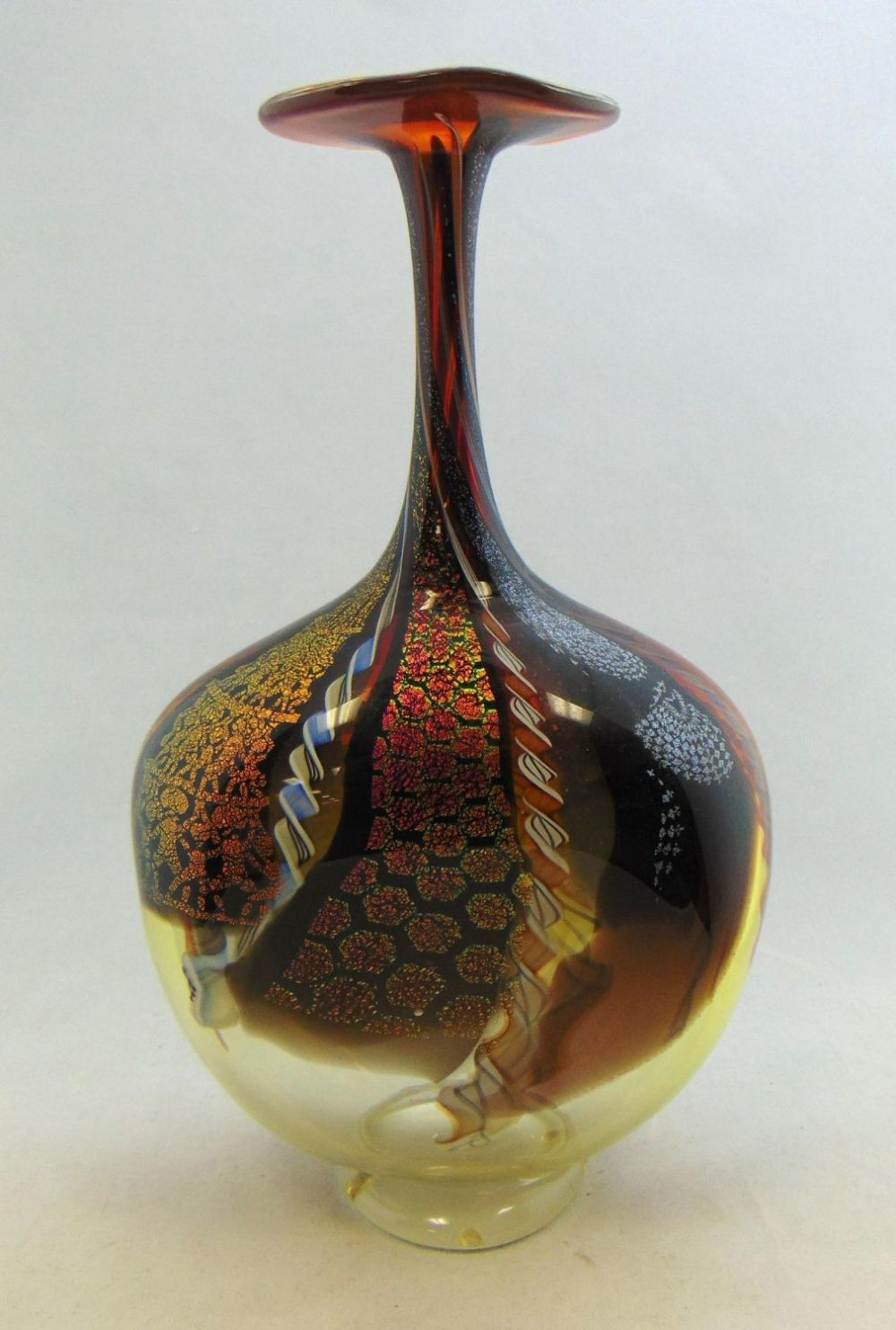 Lot 396: Large Murano art glass vase