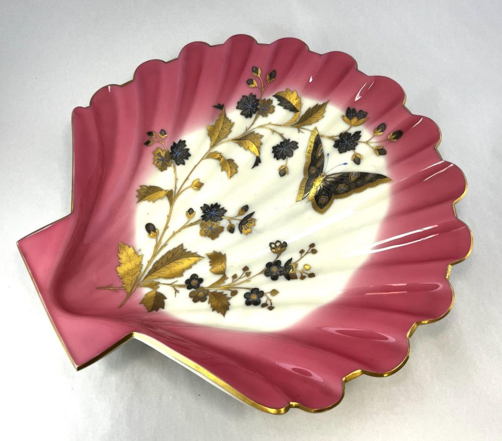 Lot 220: Harrach shell form center piece
