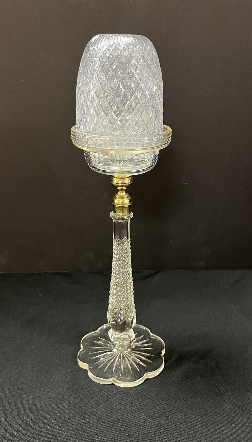 Lot 172: Cut glass Fairy lamp
