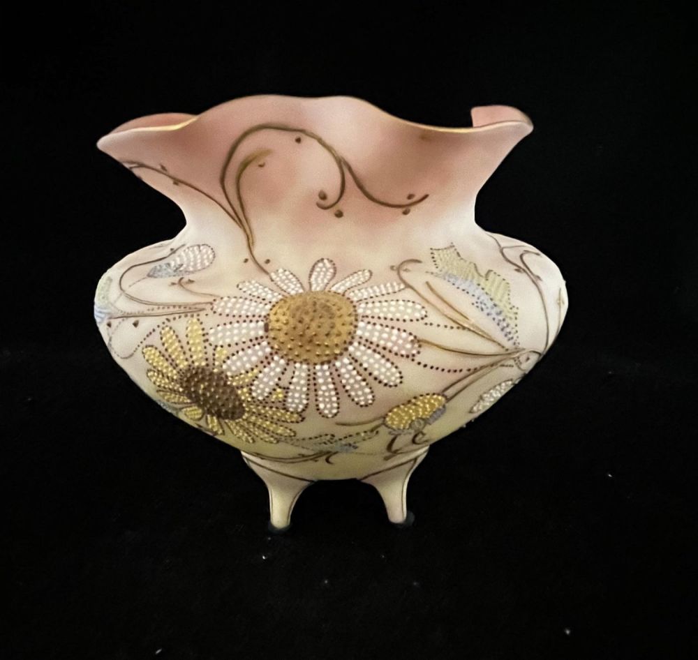 Lot 200: Mt. Washington Burmese footed bowl