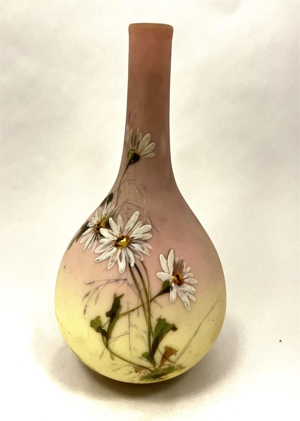 Lot 206: Mt. Washington Burmese vase