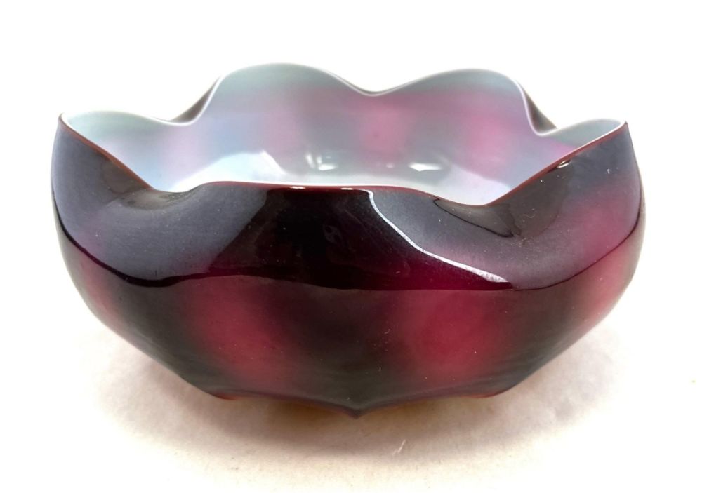 Lot 239: New England Plated Amberina bowl