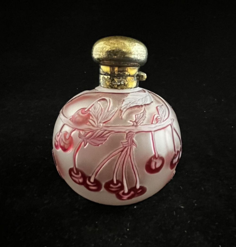 Lot 315: Webb cameo glass perfume
