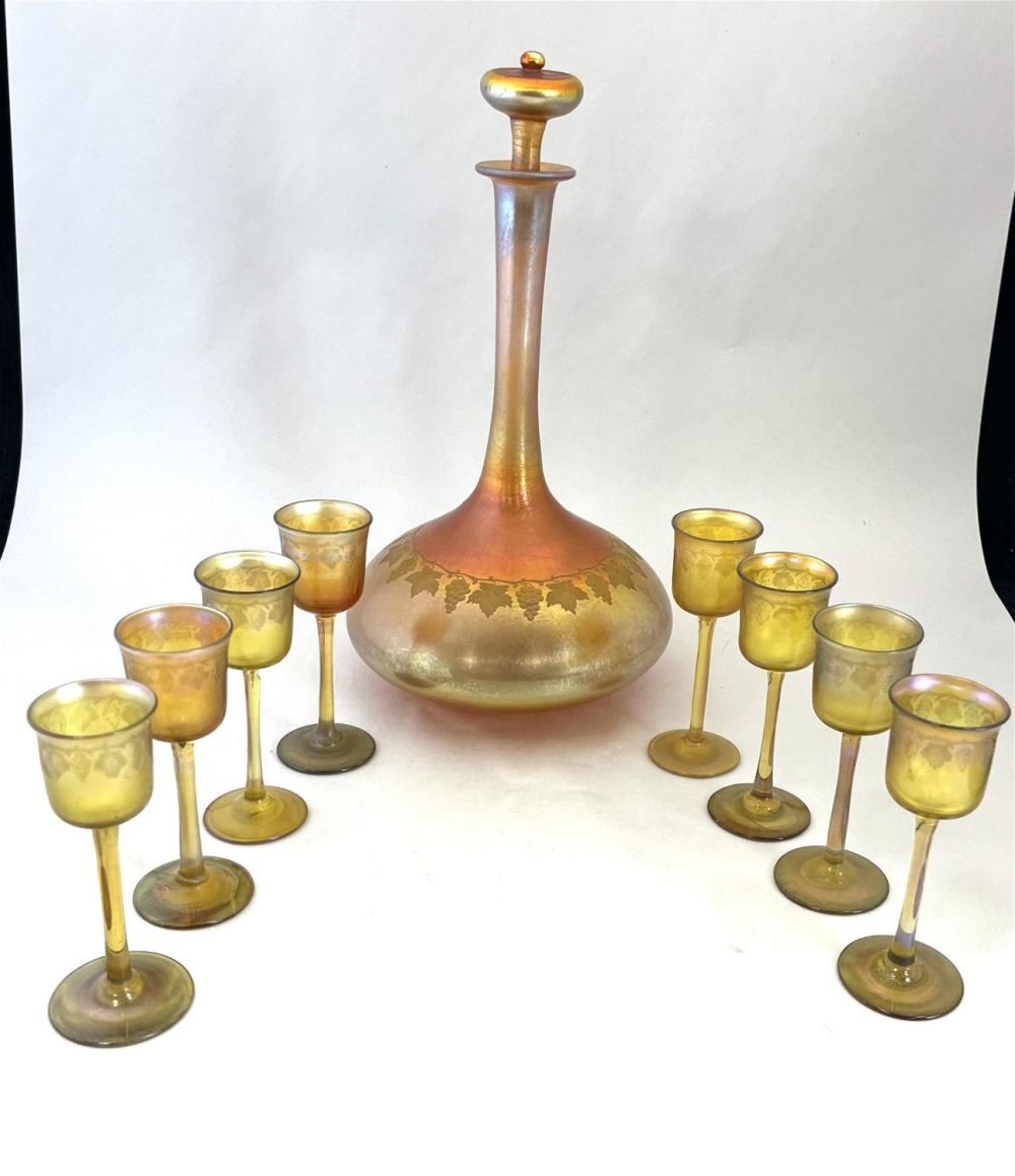 Lot 336: Tiffany Gold Favrile decanter set