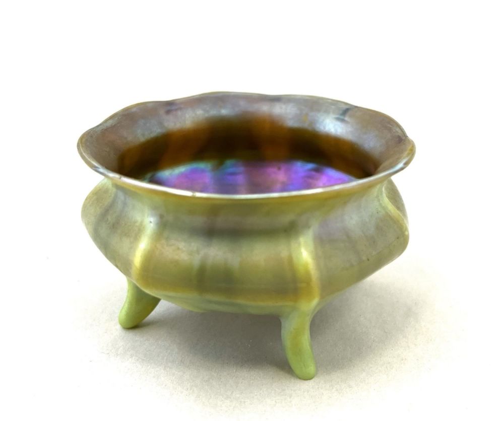 Lot 346: Rare Tiffany Favrile footed salt