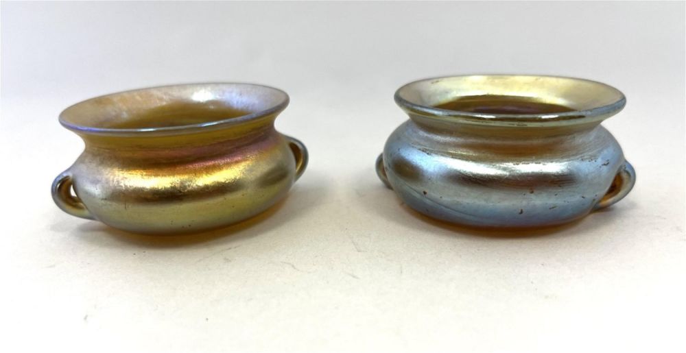 Lot 354: Pair of tiffany gold Favrile salts
