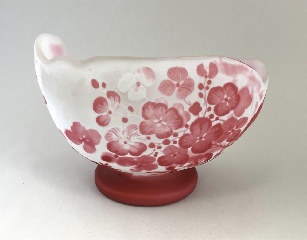 Lot 395: Galle French cameo glass vase