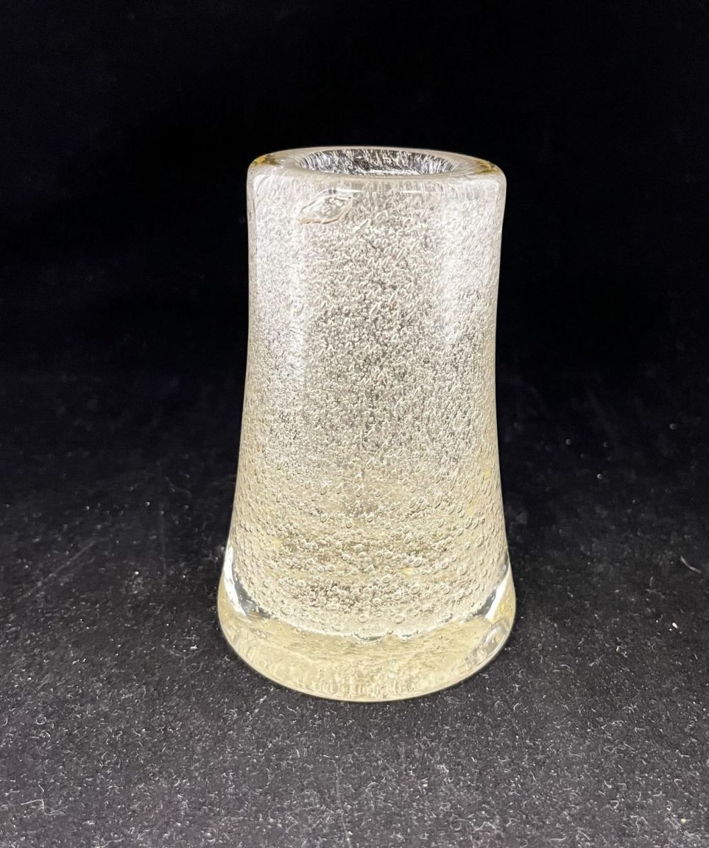 Lot 368: Daum Nancy Art Deco vase