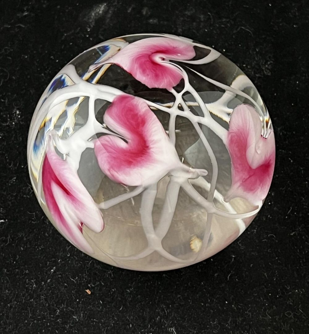 Lot 415: John Lotton translucent paperweight