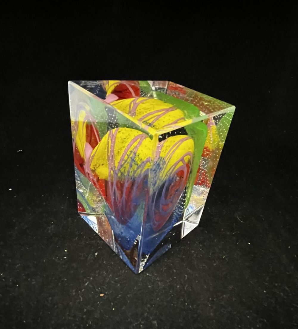 Lot 426: Pavel Havelka Art Glass sculpture