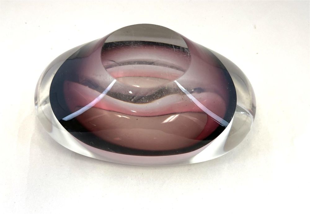Lot 369: Venini Art glass cage vase